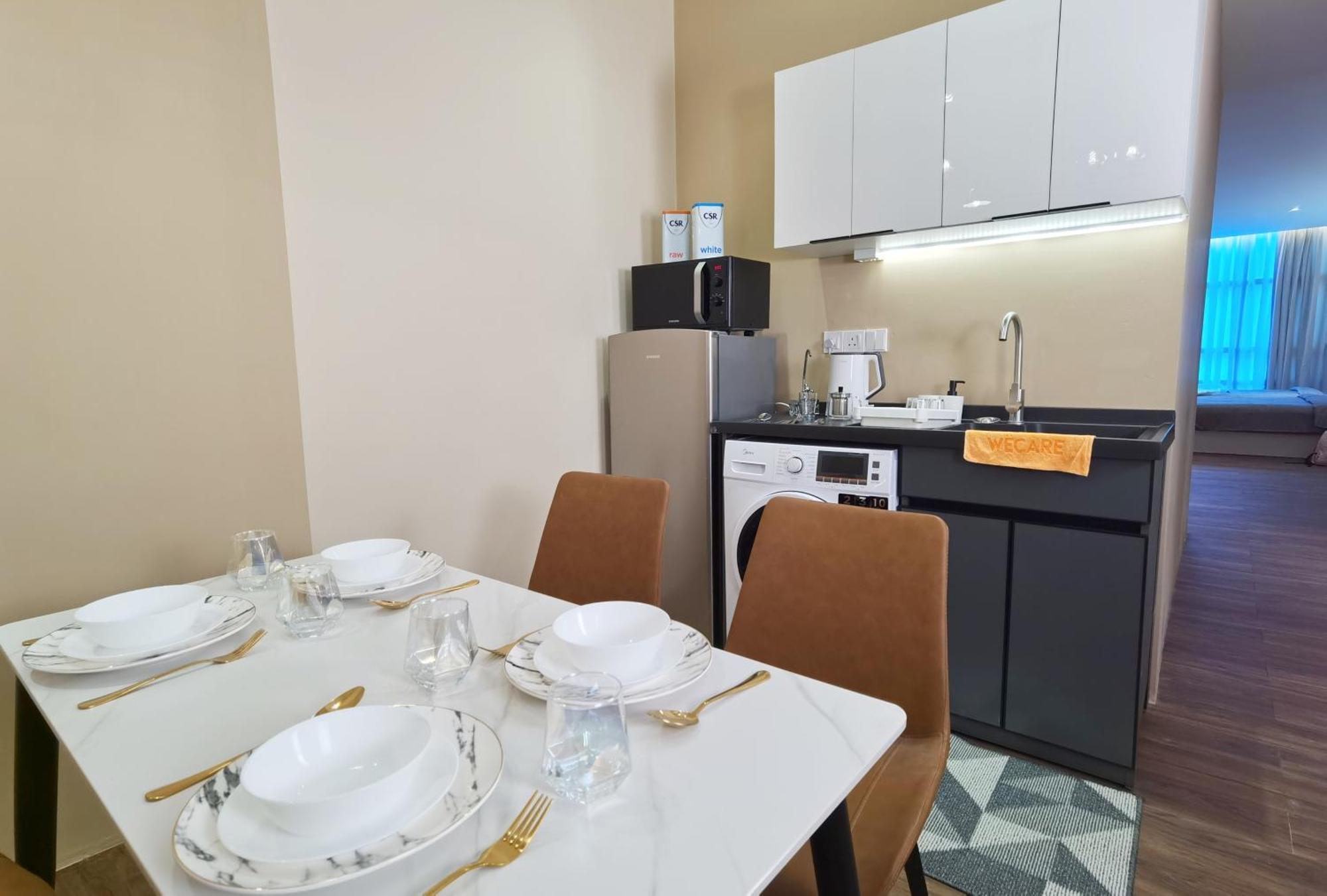 The Sandstone - Bangsar Trade Centre Apartment